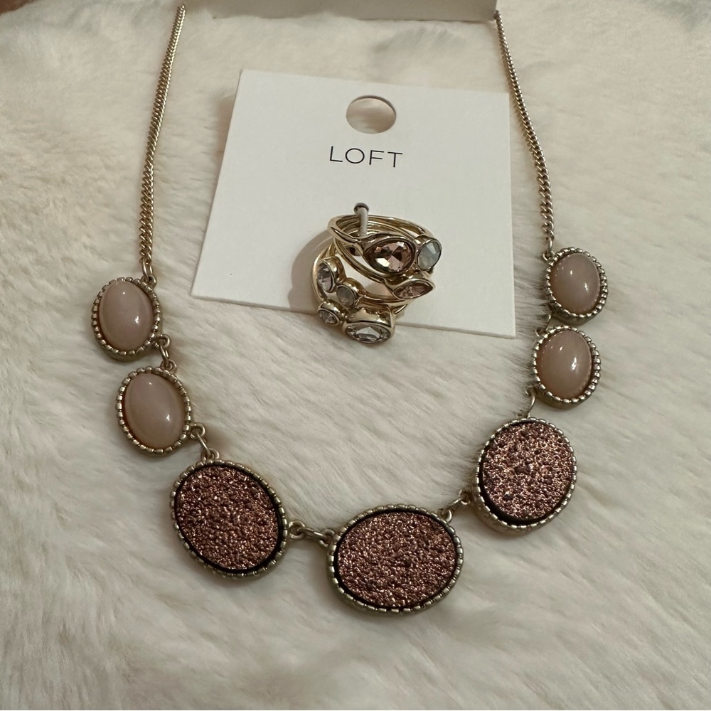 NEW Loft gold necklace and 4 ring set - Rose pink stones